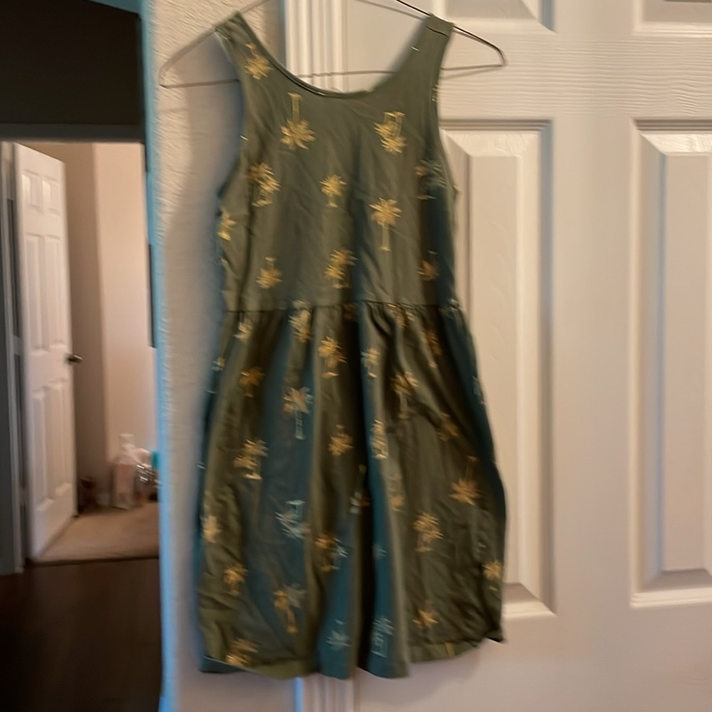 Old Navy girls green palm tree dress 10-12